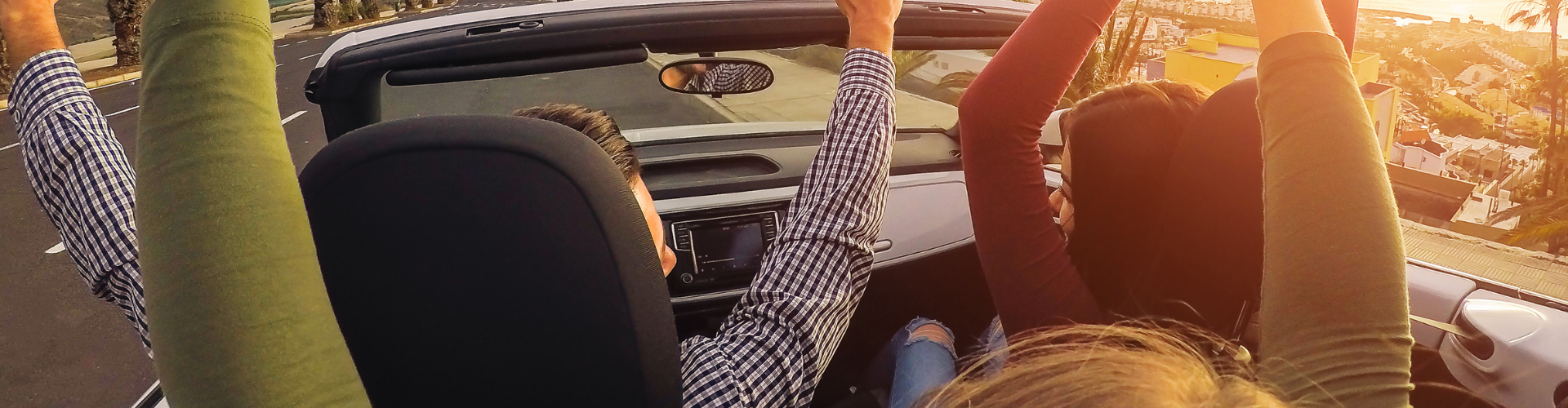 fun roadtrip with friends